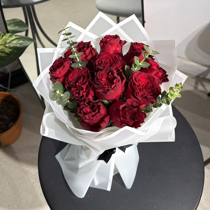 باقة حمراء